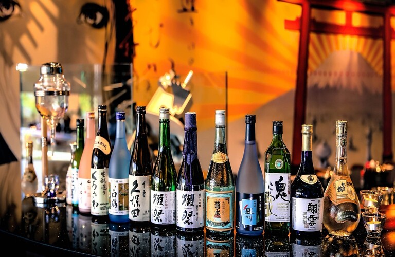 たしかな目利きで選んだ日本酒が豊富 | 左京区の居酒屋ならうまい酒と肴うまいもんくうかい